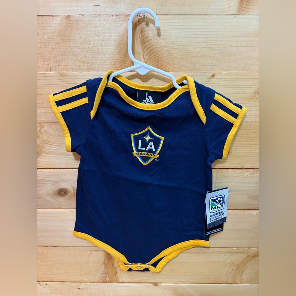 New Vintage Embroidered LA Galaxy MLS Adidas Onsies - size 6-9 months - Picture 1 of 6